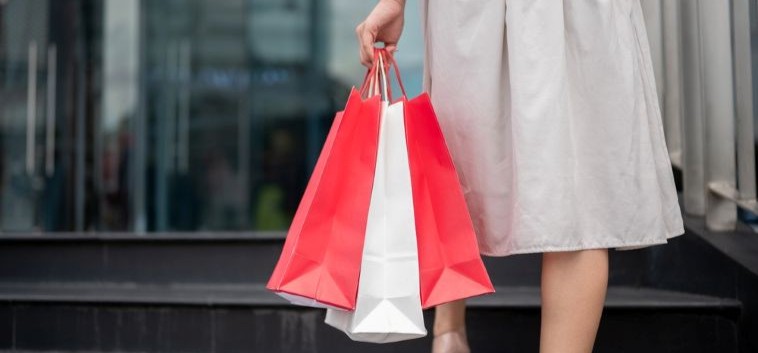 結餘轉戶｜聖誕新年假期使大了？如何走出債務困境？善用私人貸款輕鬆清卡數！